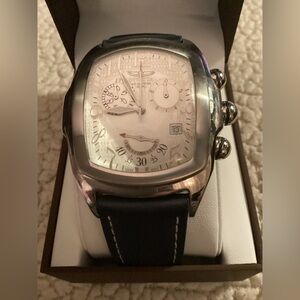 Men’s Invicta 2238 model-Navy blue wristband- Pre- Owned